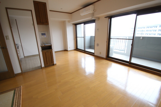 居室・リビング　※別部屋の写真です