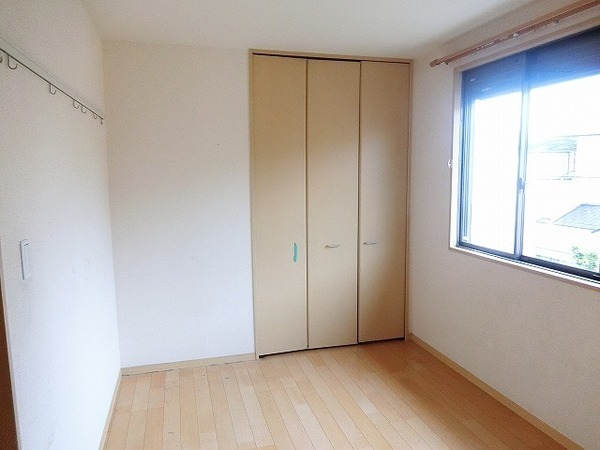 その他部屋・スペース　明るい洋室！