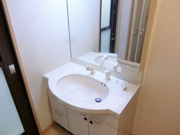 洗面設備　シャンプードレッサー！