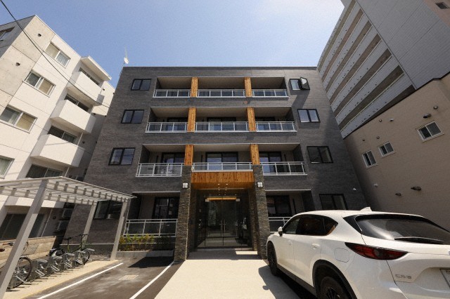 建物外観　☆物件名【ラピス菊水】とお伝え下さい！