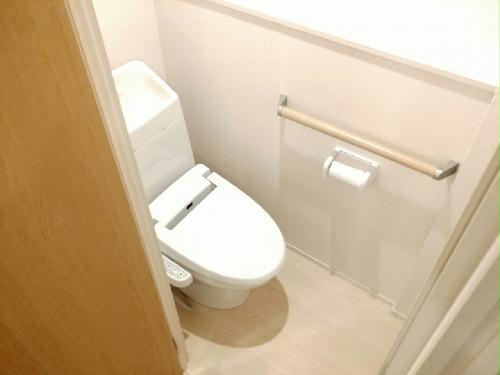 トイレ　温水洗浄便座付　※反転プラン有り(現状優先）