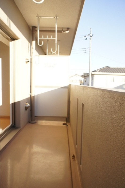 バルコニー　図面と現状に相違がある場合には現状を優先