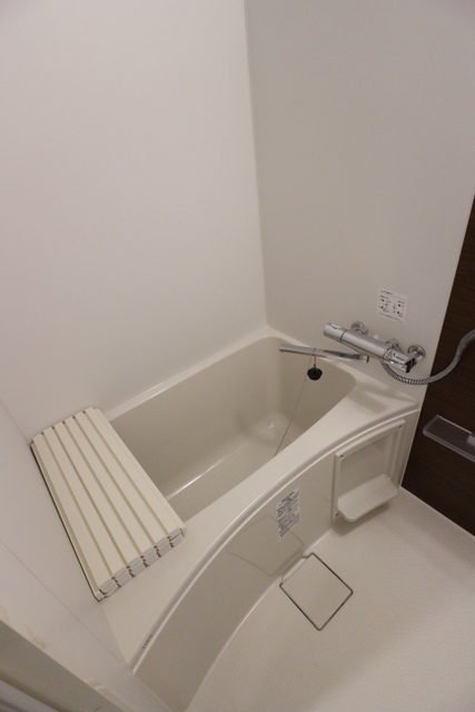 バス・シャワールーム　※写真は他号室です