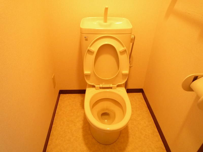 トイレ　別部屋参照