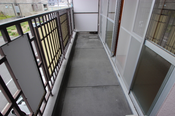 バルコニー　※写真は別号室のものです。