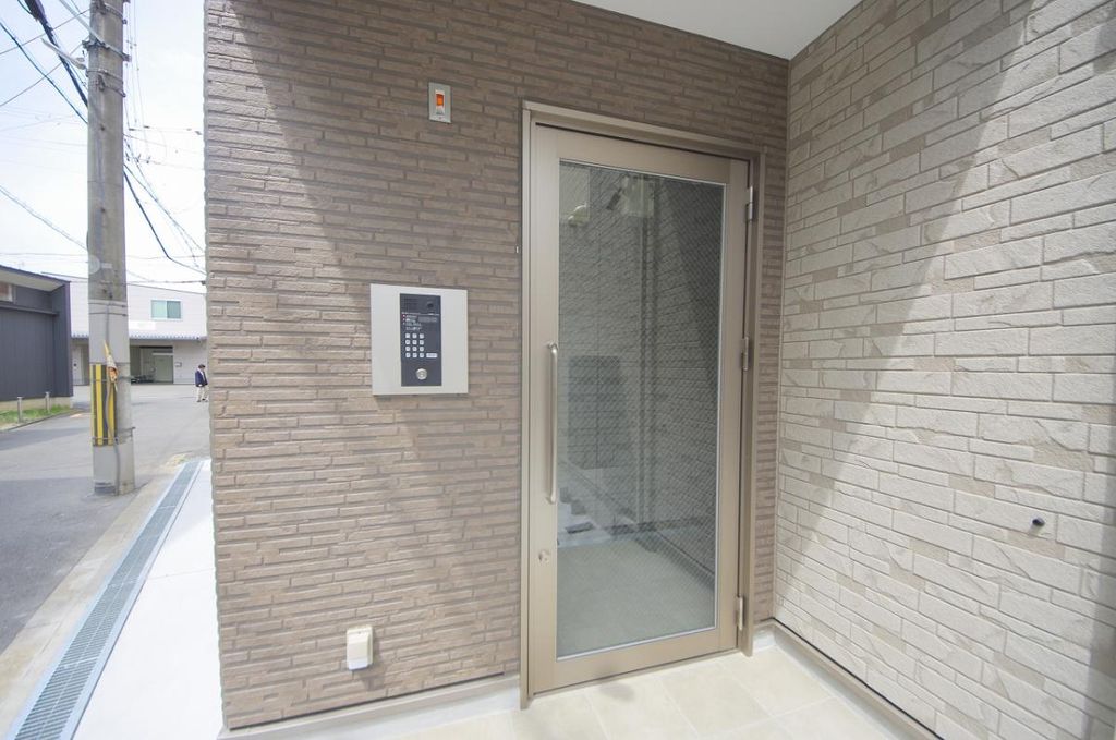 エントランス　エントランス