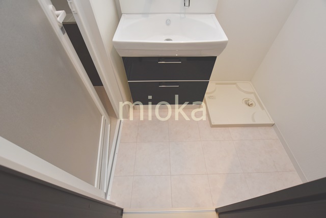 洗面設備　脱衣スペースもあります