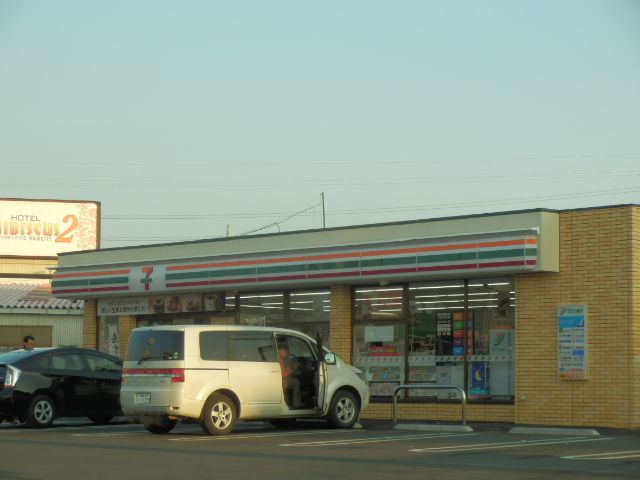 コンビニ　セブン-イレブン宇都宮簗瀬中央店（コンビニ）まで1339m