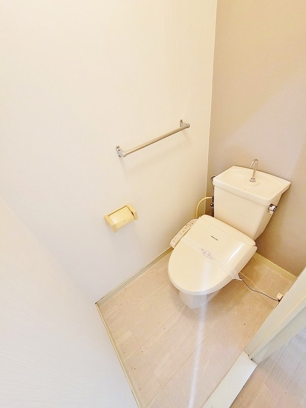 トイレ　★温水洗浄便座トイレ★