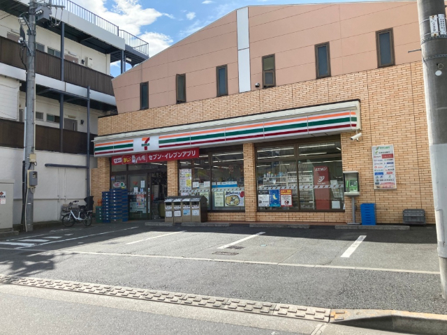 コンビニ　セブンイレブン江戸川上一色店（コンビニ）まで371m