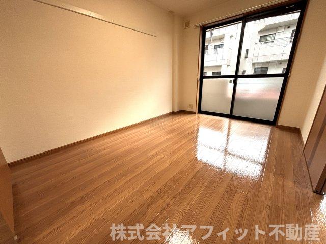 その他部屋・スペース　洋室5.7帖