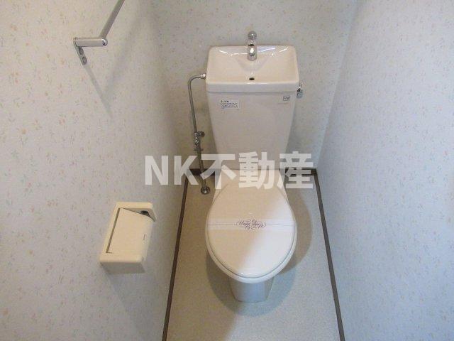 トイレ　ゆったりとした空間のトイレです