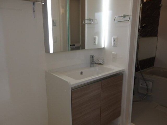 洗面設備　洗髪洗面化粧台