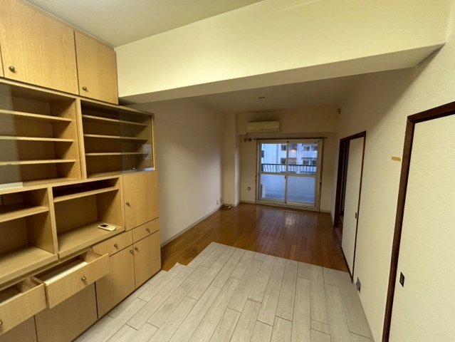 居室・リビング　サンベアーマンション金山