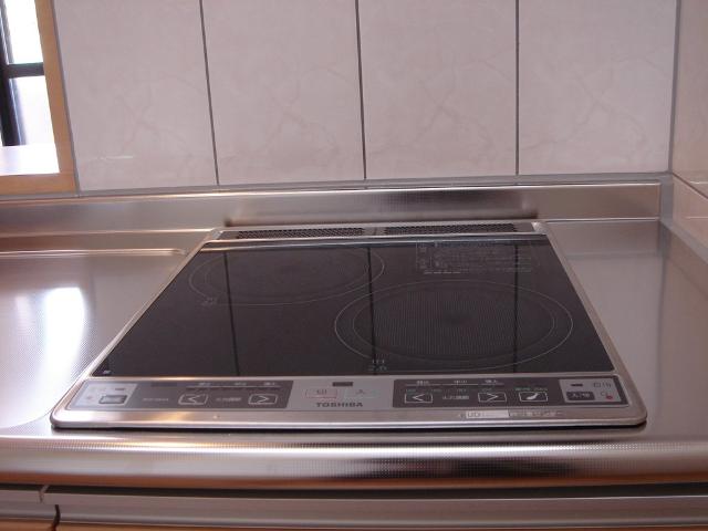 キッチン　ＩＨクッキングヒーター