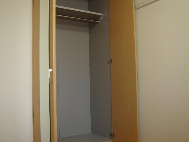 収納　クローゼット