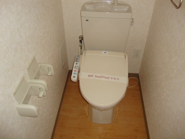 トイレ　シャワー付トイレ