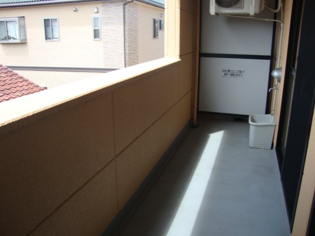 バルコニー　ベランダ