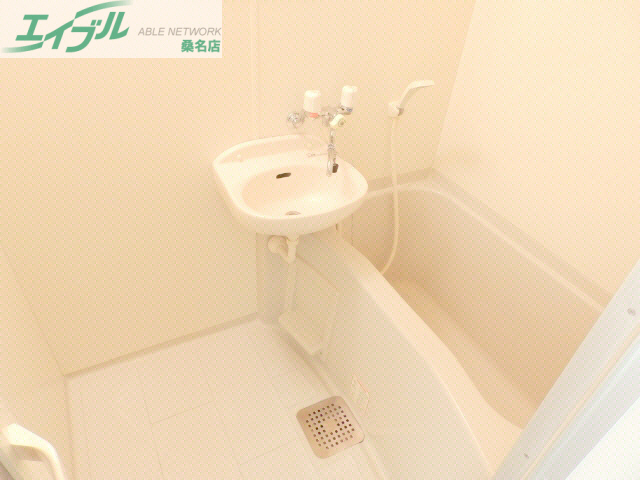 バス・シャワールーム　同タイプ別部屋写真