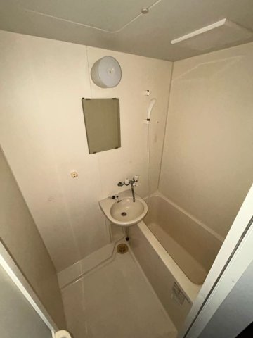 バス・シャワールーム　日々の暮らしに欠かせないお風呂です