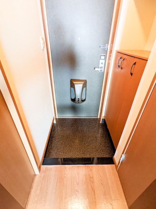 玄関　図面と現状に相違がある場合には現状を優先