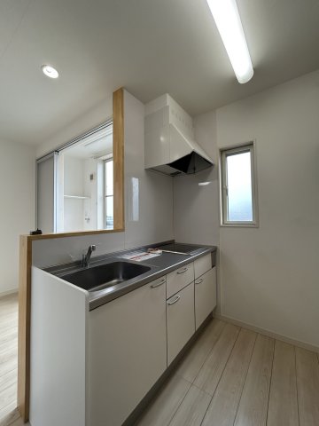 キッチン　※2階の別部屋です。