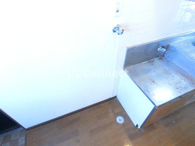 その他設備　室内洗濯機置き場もあります。