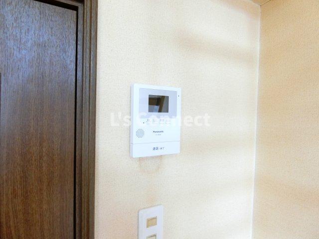 セキュリティ　突然の来客時もＴＶモニターホンでしっかり確認。