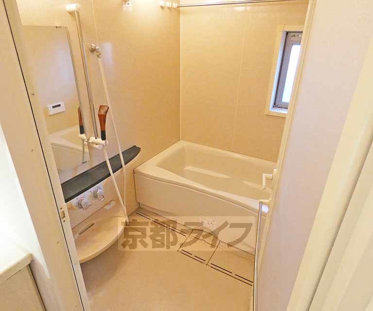 バス・シャワールーム　３セパレートタイプの浴室です！