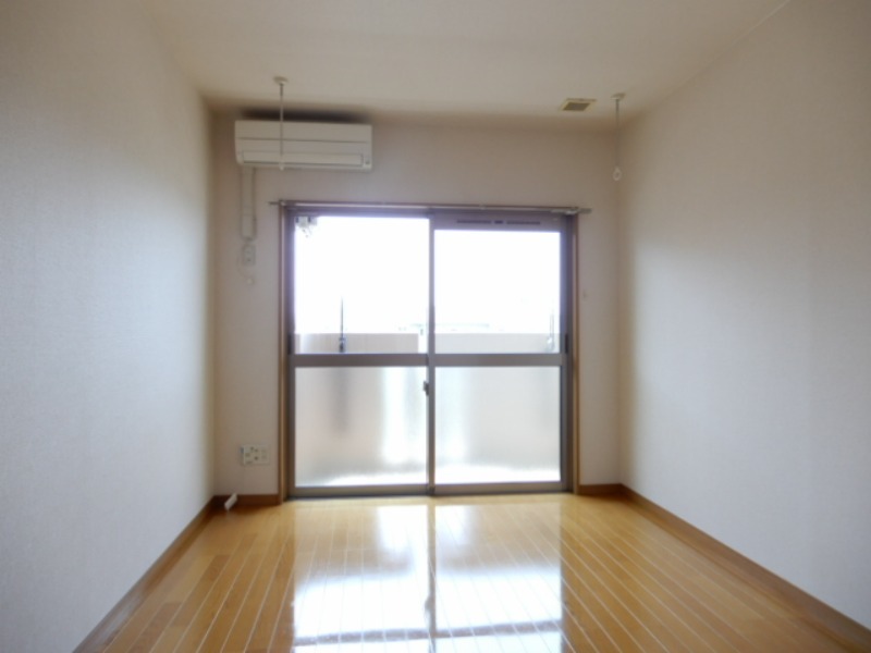 居室・リビング　図面と現状に相違がある場合には現状を優先