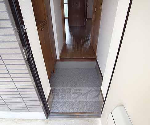 玄関　玄関です。
