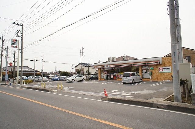 コンビニ　セブン　さいたま円阿弥2丁目店（コンビニ）まで700m
