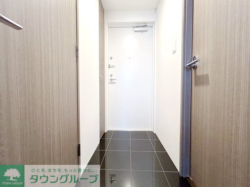 玄関　お部屋探しは株式会社　タウンハウジング　までお気軽にお問合…
