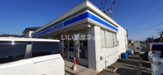 コンビニ　ローソン 鳥栖村田町店（コンビニ）まで523m