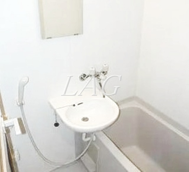 洗面設備　洗面台です。