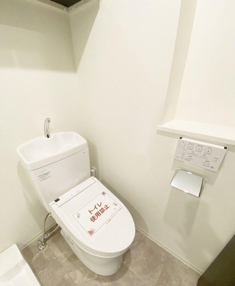 トイレ　別部屋参考画像