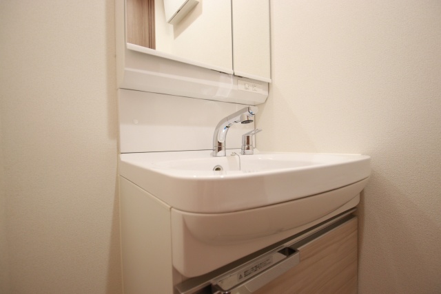 洗面設備　※別室の参考写真の為、現況優先です。