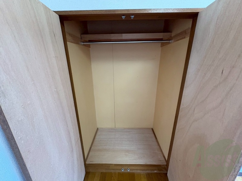 収納　クローゼットがありました。お洋服や荷物はここへ