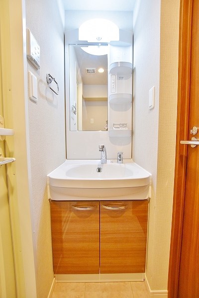 洗面設備　★洗髪洗面化粧台★