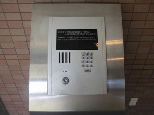 エントランス　オートロック