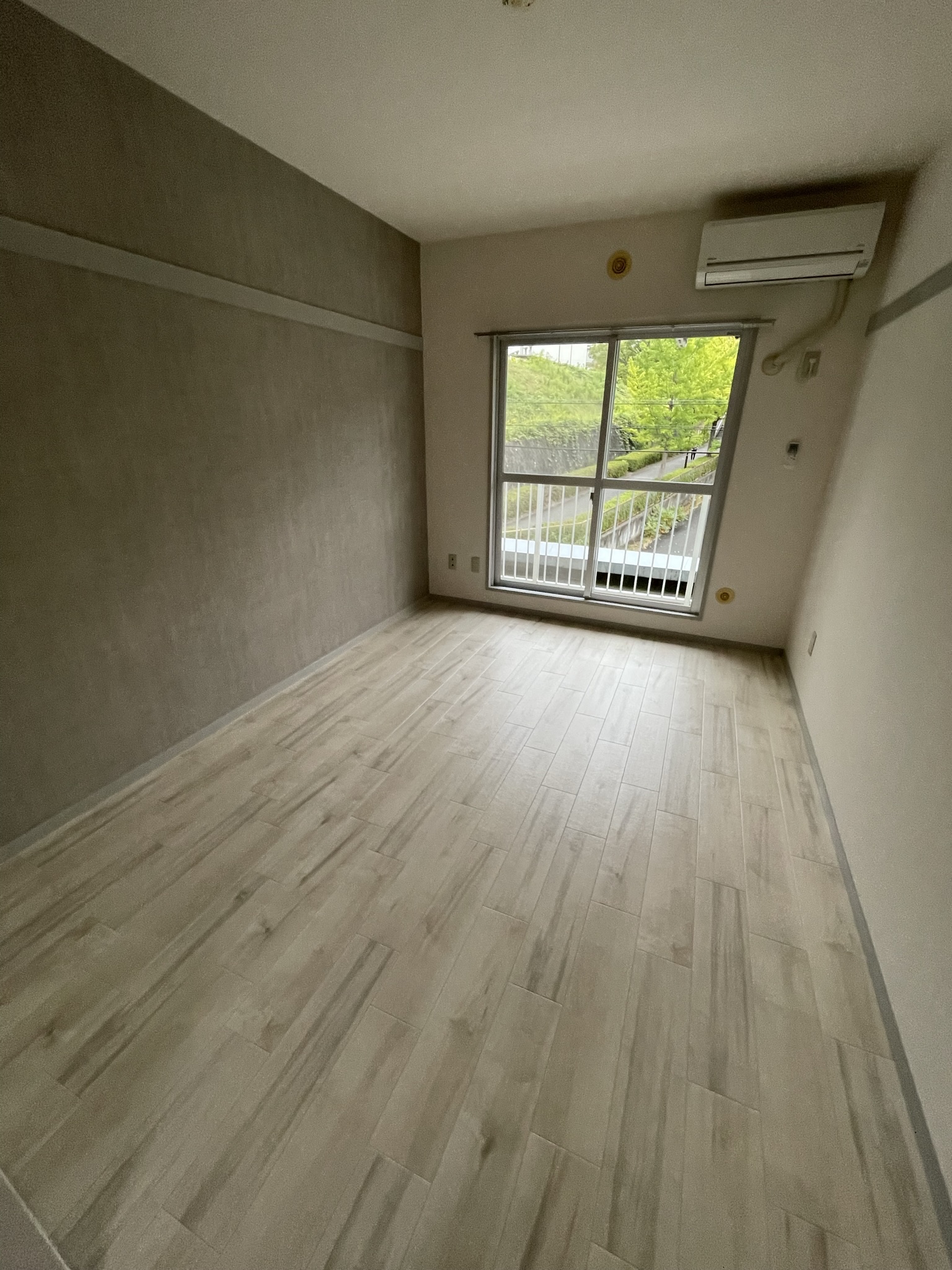 居室・リビング　床色柄一例