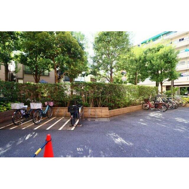 駐車場　駐輪場