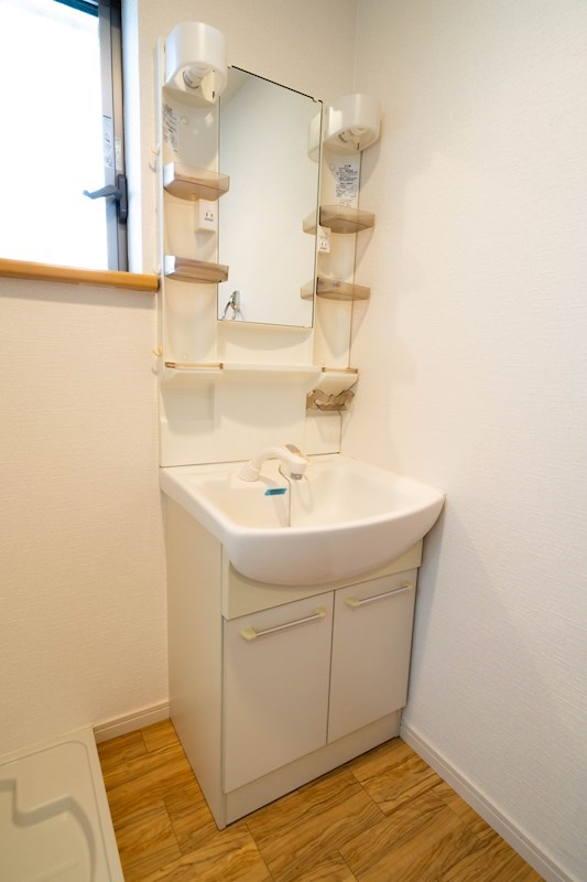 洗面設備　※同物件別部屋参考画像