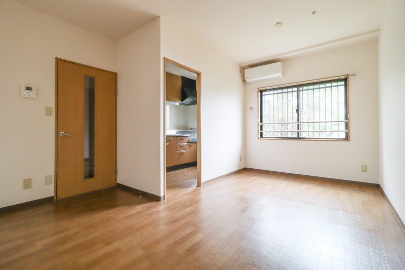 居室・リビング　図面と現状に相違がある場合には現状を優先