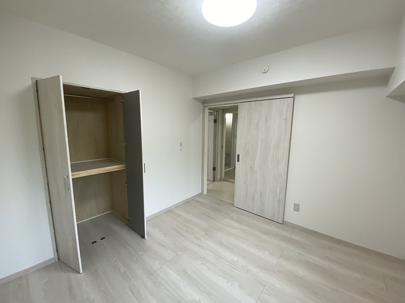 収納　同建物の別部屋の写真です。