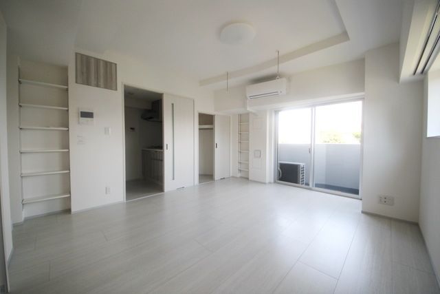 居室・リビング　★9帖の洋室★