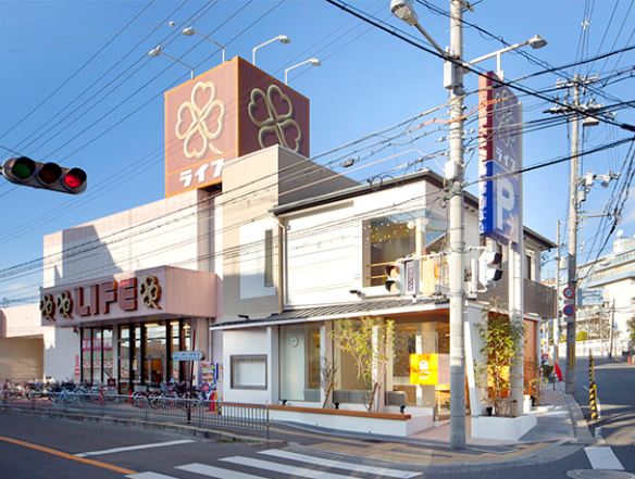 スーパー　ライフ 鵜の木店（スーパー）まで602m