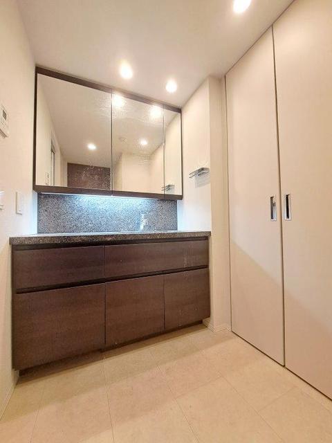 洗面設備　独立洗面台