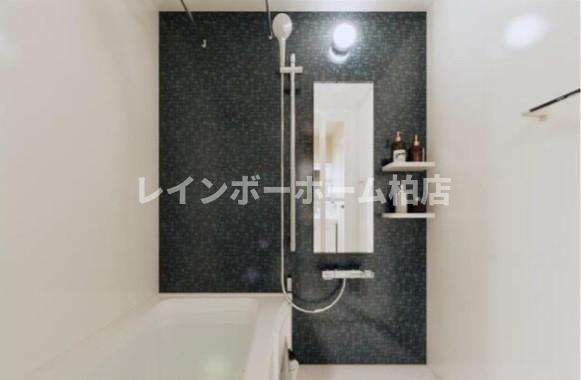 バス・シャワールーム　お風呂で日々の疲れを落としましょう