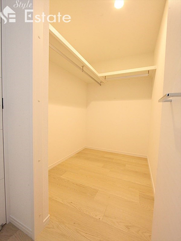 収納　ウォークインクローゼット